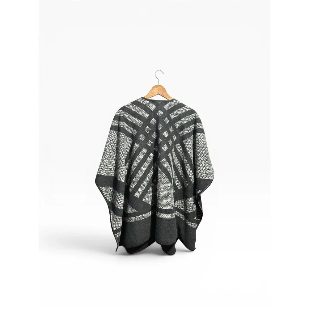 Ike Behar Shawl Cape Poncho Women’s OS Blanket Sweater Cardigan - Picture 2 of 8